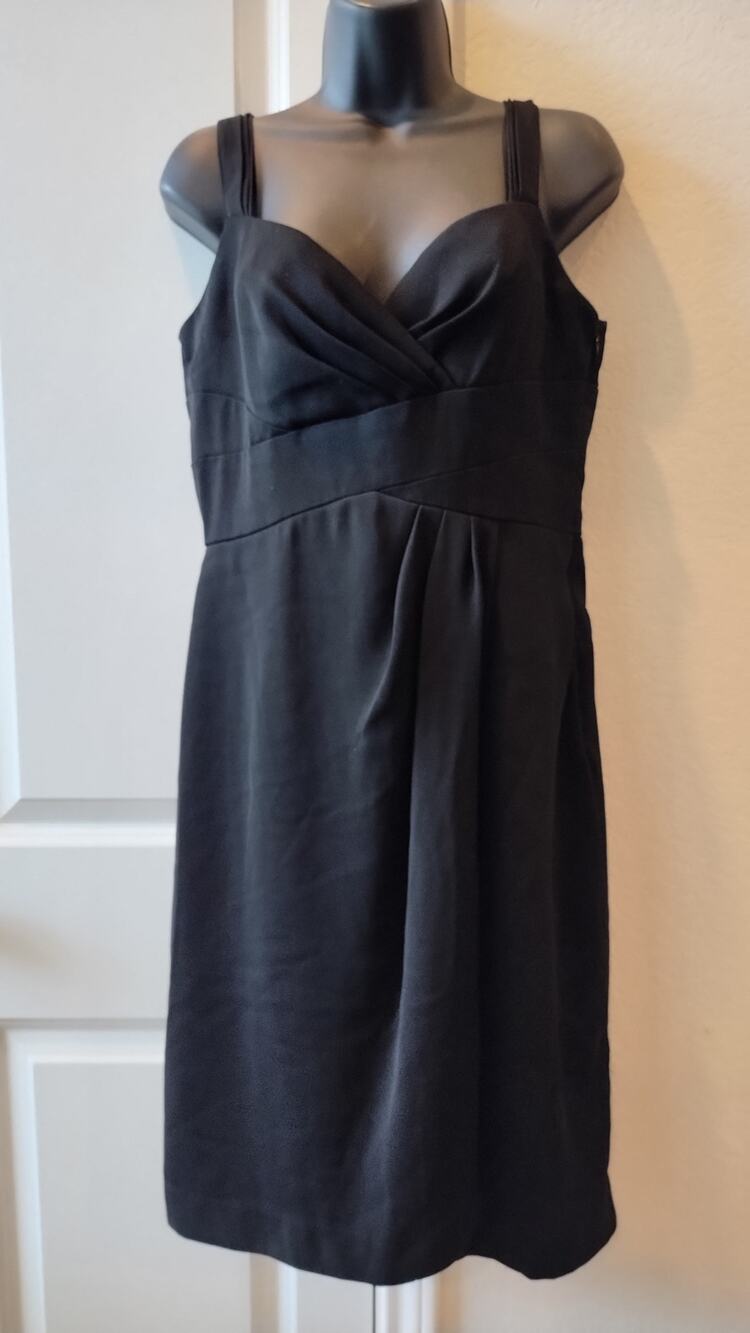 Jones New York Dress Sheath Empire waist Cocktail Formal Black Dress size 8.